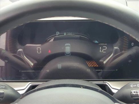 Used 2025 Kia Sorento EX AWD/4WD image 10