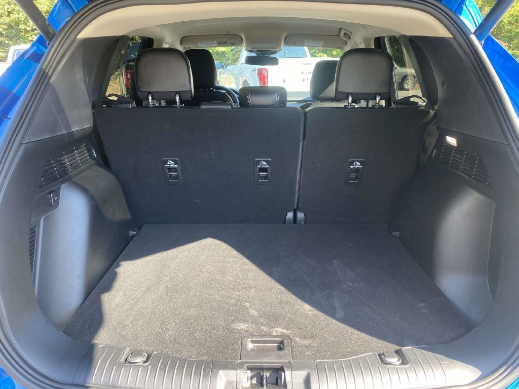 Used 2020 Ford Escape Titanium AWD/4WD image 10