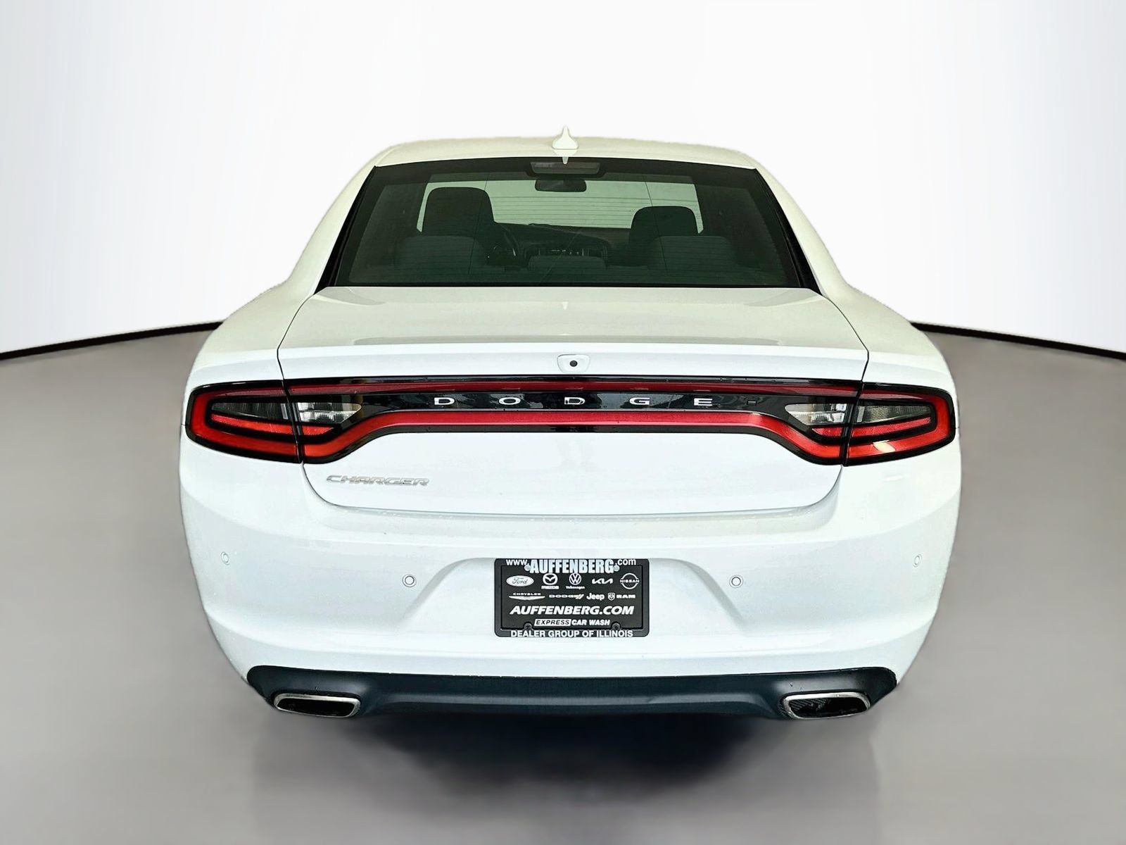Used 2023 Dodge Charger SXT RWD image 6