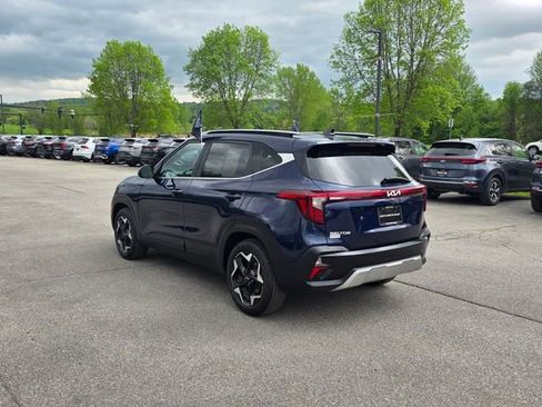 Certified 2024 Kia Seltos EX AWD/4WD image 6