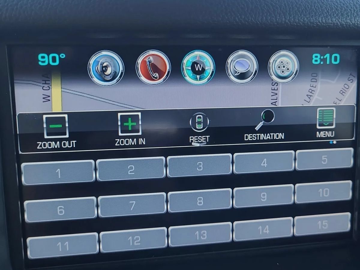 Used 2019 GMC Yukon XL SLT w/ Open Road Package RWD image 8