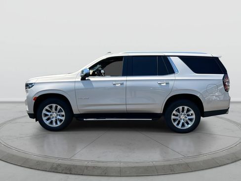 Used 2024 Chevrolet Tahoe Premier w/ Premium Package 2 AWD/4WD image 5