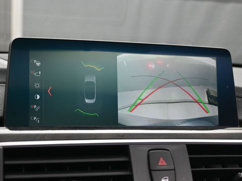 Used 2018 BMW 430i Convertible image 18