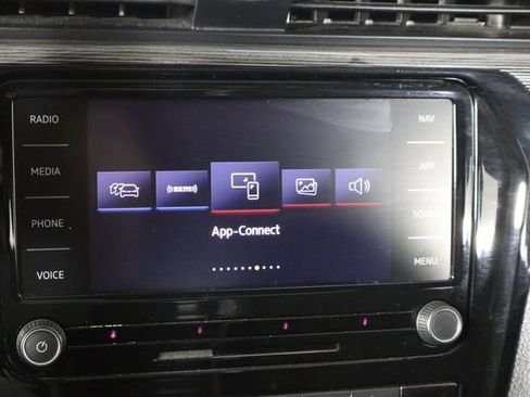 Used 2022 Volkswagen Passat 2.0T R-Line FWD image 31