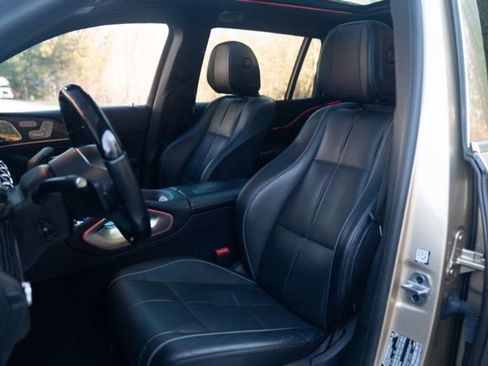 Used 2021 Mercedes-Benz Maybach GLS 600 4MATIC image 25