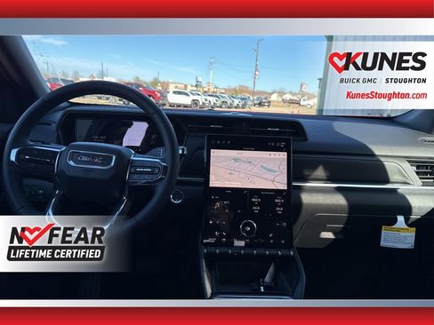 Used 2026 GMC Terrain Elevation w/ Technology Package II image 44