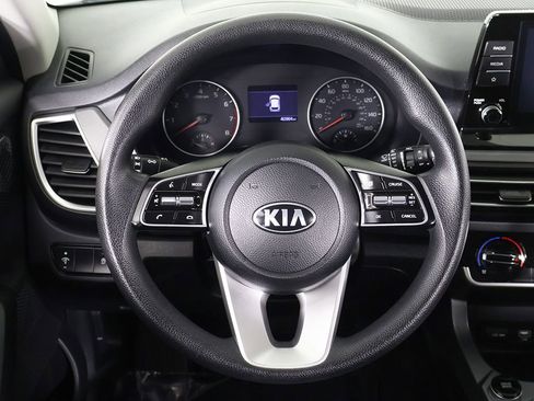 Used 2021 Kia Seltos LX AWD/4WD image 32