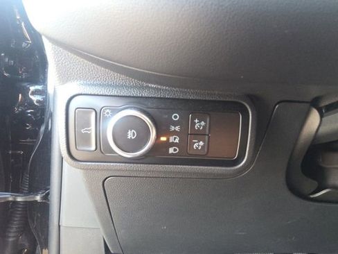 Used 2025 Ford Explorer ST-Line image 30