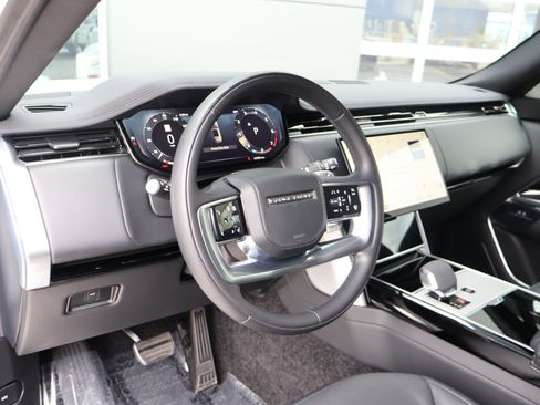 Certified 2024 Land Rover Range Rover Long Wheelbase SE image 14