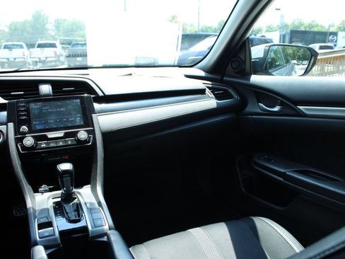 Used 2019 Honda Civic Sport image 16