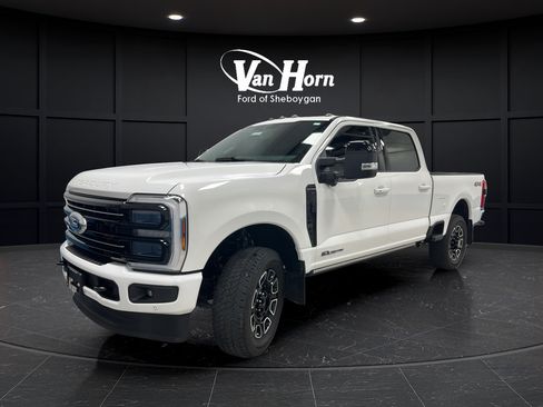 Used 2025 Ford F250 Platinum AWD/4WD image 3