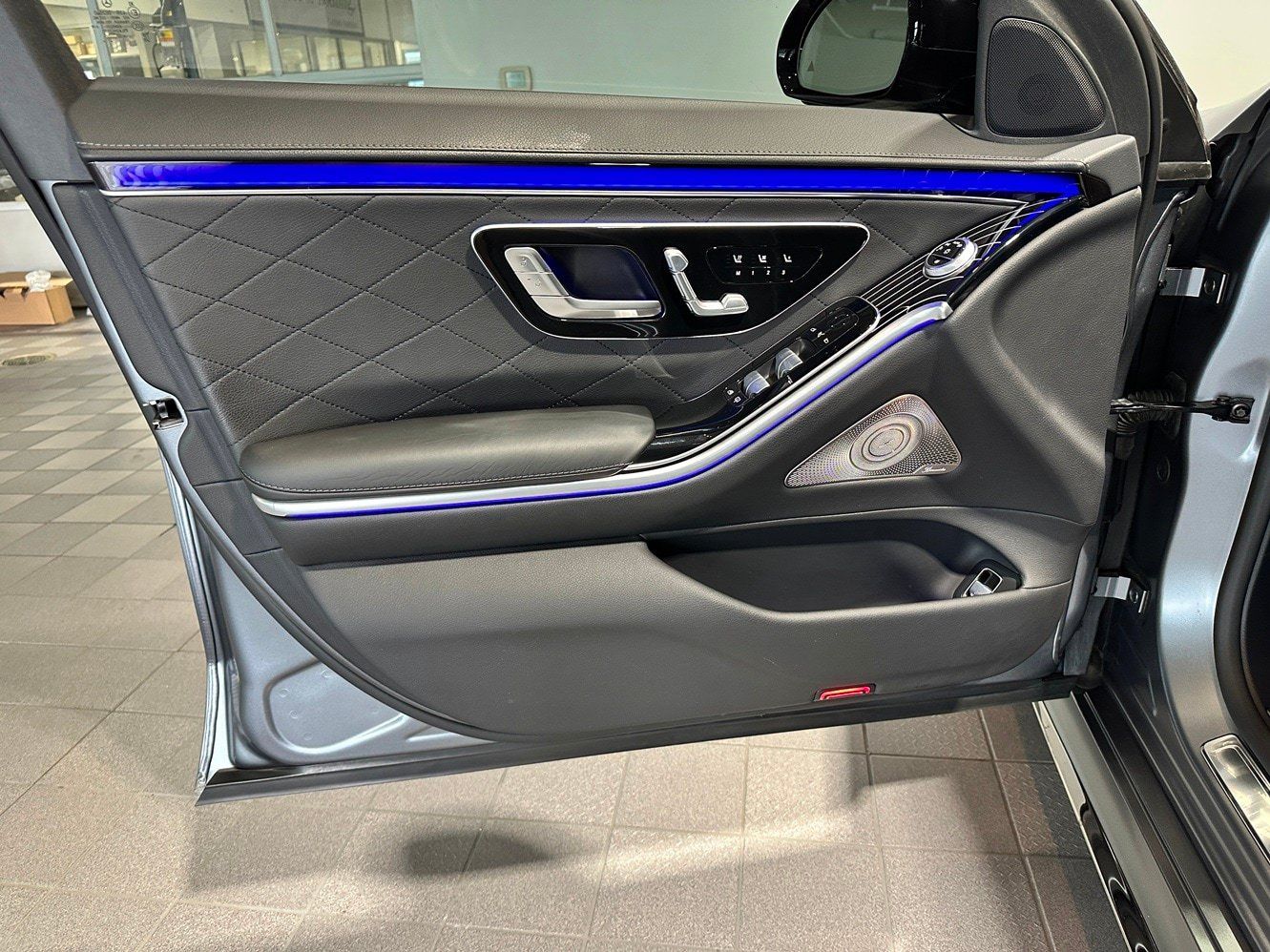Certified 2023 Mercedes-Benz S 580 4MATIC Sedan image 11