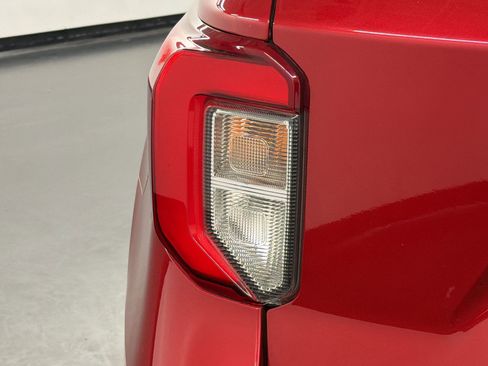 Used 2022 Ford Explorer ST-Line w/ Class IV Trailer Tow Package image 13