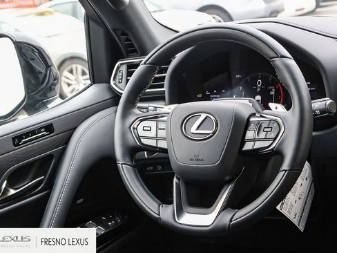 New 2025 Lexus LX 600 4WD w/ Luxury Package image 20