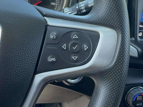 Used 2022 GMC Terrain SLE w/ Driver Convenience Package AWD/4WD image 15