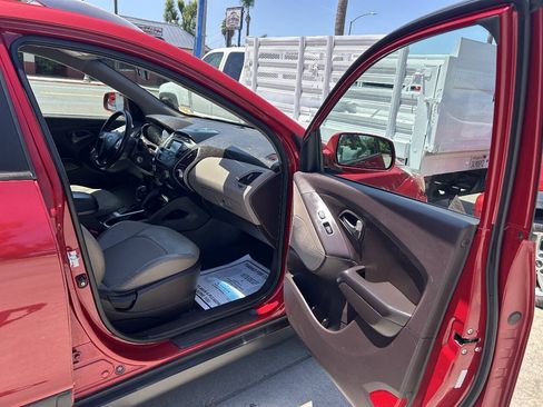 Used 2015 Hyundai Tucson SE FWD image 22