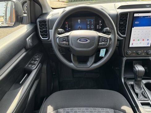 Used 2024 Ford Ranger XL image 18