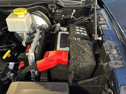 Used 2022 RAM 1500 Limited image 32