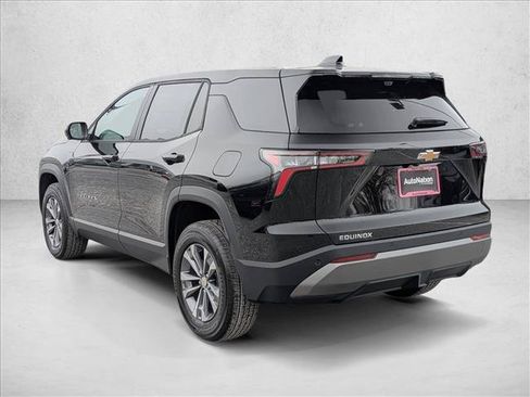 New 2026 Chevrolet Equinox LT w/ Convenience Package II FWD image 9