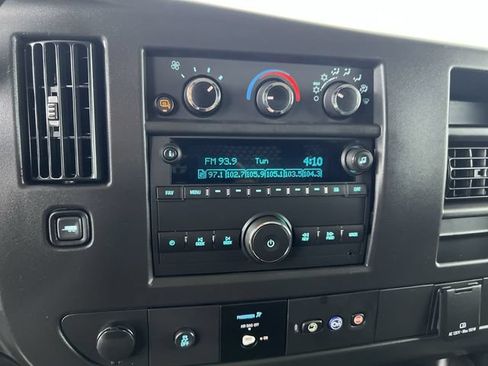 Used 2025 GMC Savana 2500 w/ Driver Convenience Package RWD image 13