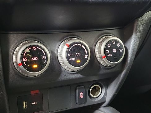 Used 2025 Mitsubishi Outlander Sport LE AWD/4WD image 21