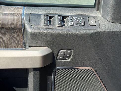 Certified 2021 Ford F250 Lariat AWD/4WD image 22