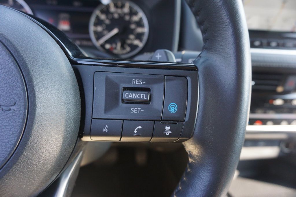 Used 2023 Nissan Rogue SL w/ SL Premium Package AWD/4WD image 9