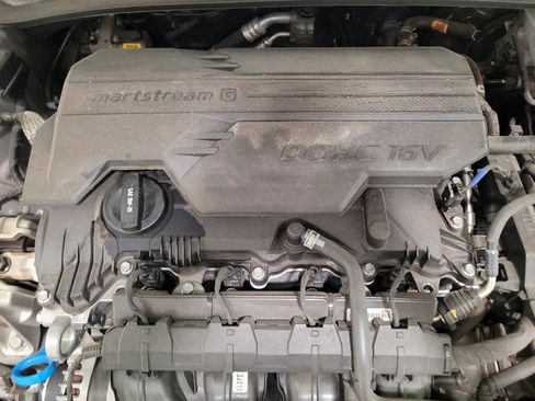 Used 2025 Hyundai Elantra Sport FWD image 30