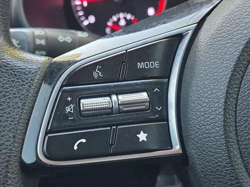 Used 2022 Kia Forte LXS FWD image 16