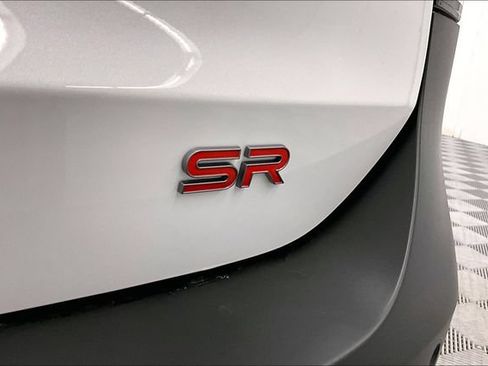 New 2026 Nissan Kicks SR w/ SR Premium Package FWD image 18