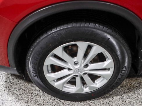 Used 2016 Nissan Rogue SV image 11