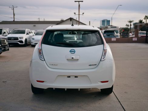 Used 2015 Nissan Leaf SV w/ LED & Quick Charge Package image 5