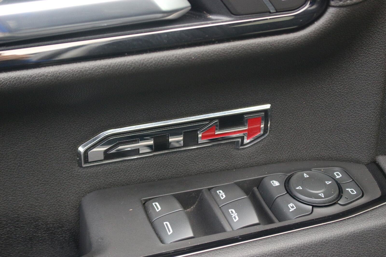 Used 2025 GMC Sierra 1500 AT4 w/ AT4 Premium Package AWD/4WD image 16