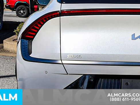 Used 2022 Kia EV6 Wind image 13