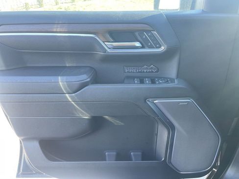 Used 2024 Chevrolet Silverado 1500 High Country w/ High Country Premium Package image 34