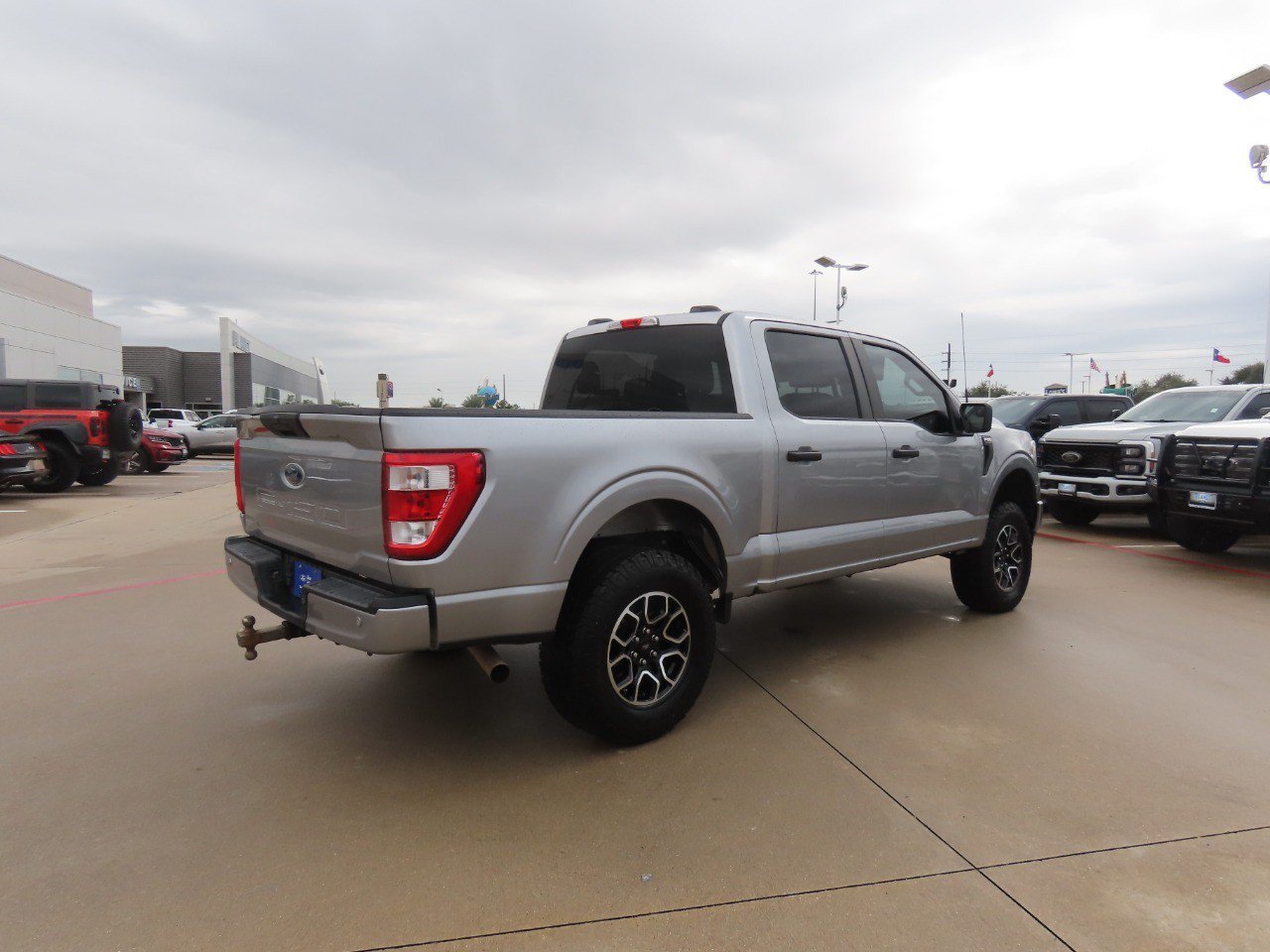 Certified 2022 Ford F150 XL w/ STX Appearance Package AWD/4WD image 9