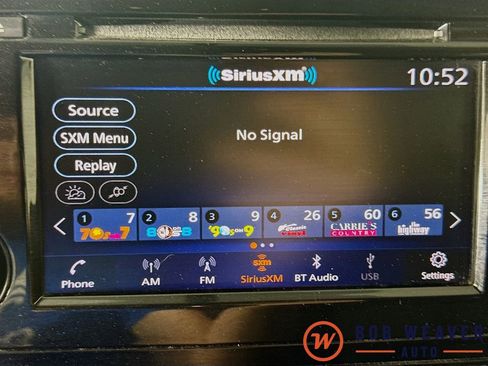 Used 2018 Nissan Rogue SV AWD/4WD image 18