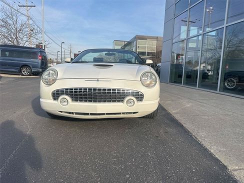 Used 2003 Ford Thunderbird RWD image 7