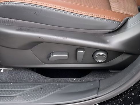 New 2026 Subaru Outback Touring XT image 23