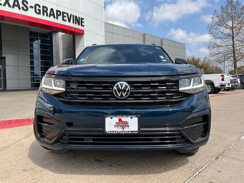 Used 2022 Volkswagen Atlas Cross Sport SEL R-Line image 4