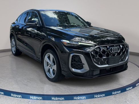 Certified 2025 Audi Q5 Premium Plus w/ Premium Plus AWD/4WD image 4