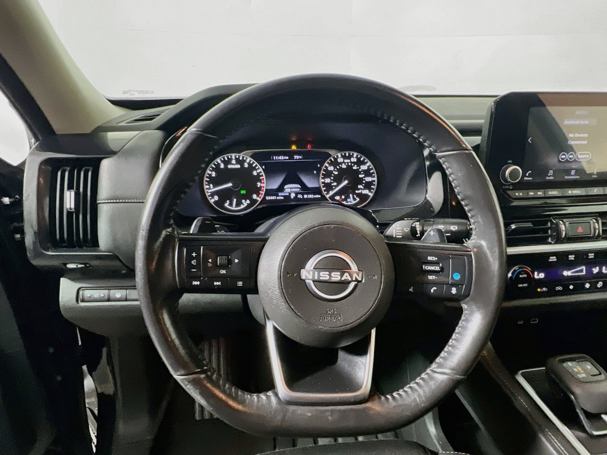 Used 2024 Nissan Pathfinder SV FWD image 17