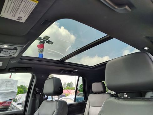 Used 2021 Chevrolet Tahoe LT w/ LT Signature Package AWD/4WD image 10