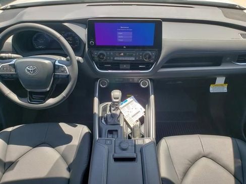 New 2026 Toyota Grand Highlander AWD Hybrid image 14