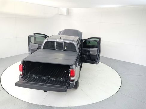 Used 2023 Toyota Tacoma SR AWD/4WD image 19