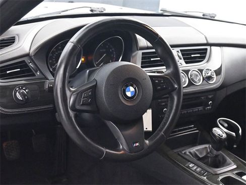 Used 2012 BMW Z4 sDrive28i image 17