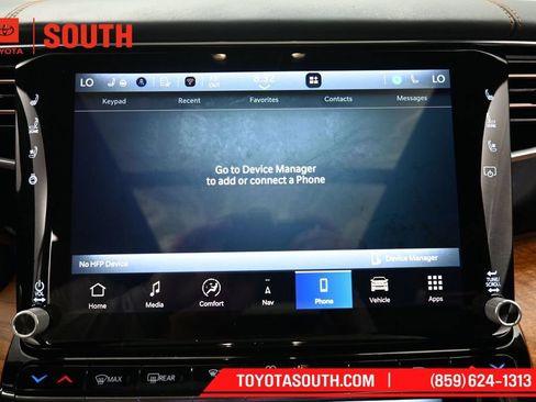 Used 2022 Jeep Grand Wagoneer Series III AWD/4WD image 17