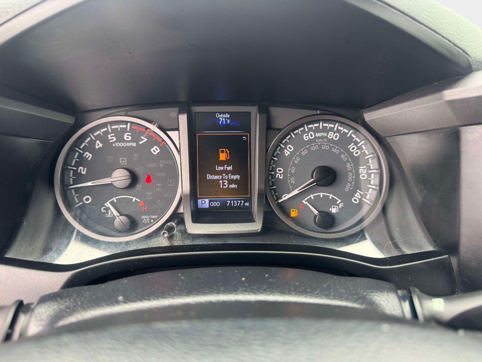 Certified 2020 Toyota Tacoma TRD Off-Road w/ Technology Package AWD/4WD image 32