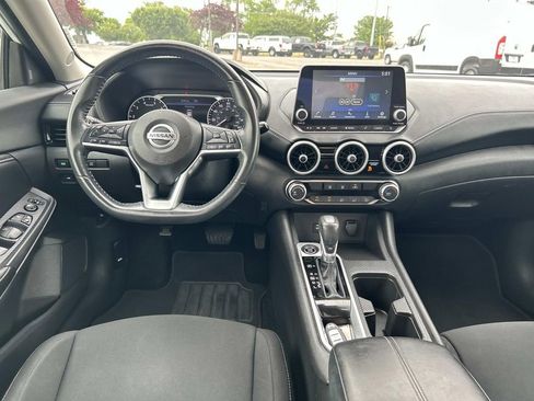 Used 2023 Nissan Sentra SV FWD image 13