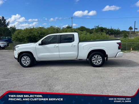 Used 2022 Nissan Frontier SV w/ Technology Package RWD image 8
